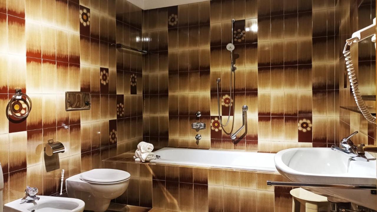 Apartment Lazzeri Dobbiaco Luaran gambar