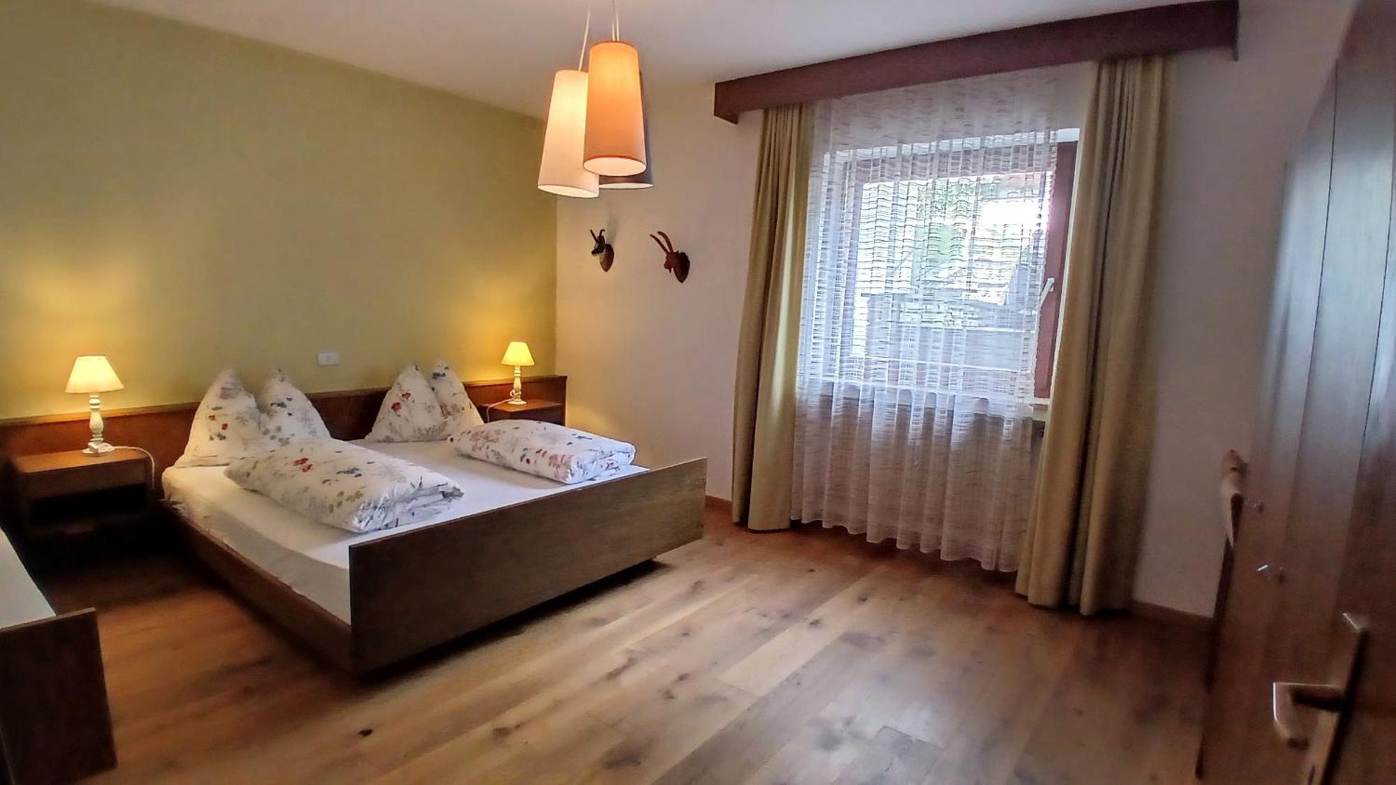 Apartment Lazzeri Dobbiaco Luaran gambar
