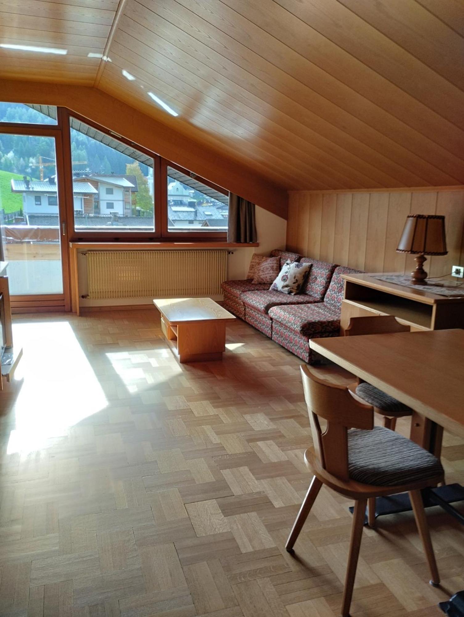 Apartment Lazzeri Dobbiaco Luaran gambar
